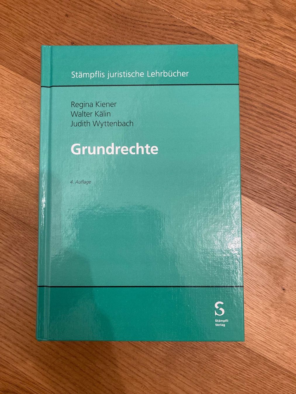 Libri: Grundrechte 4. Auflage – Usato da Oberarth venduto da Naohe