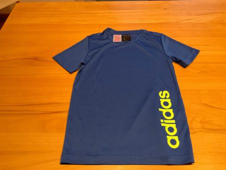Kinder-Gymnastik Sport Shirt von adidas Gr 140 blau
