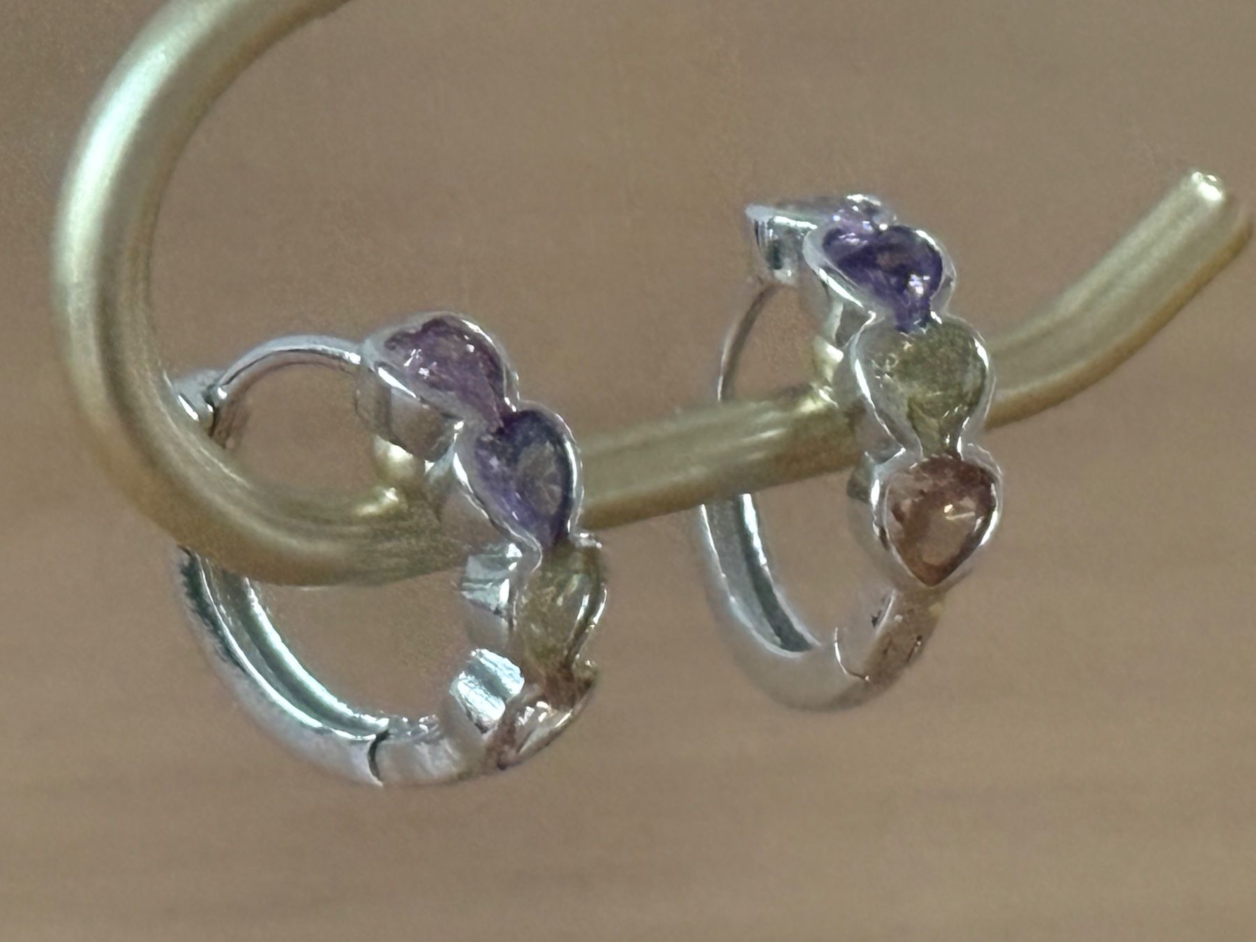 Orecchini pendenti & Orecchini a lobo: Luxus Elegante Creolen Ohrstecker Farbe:Silber/ multicolore – Nuovo (secondo la descrizione) da Biel-Bienne venduto da Roserosse13 3