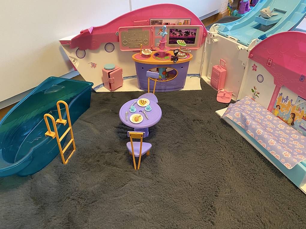 Spielzeuge: Barbie Schiff – Gebraucht aus Ostermundigen von Jehop 2