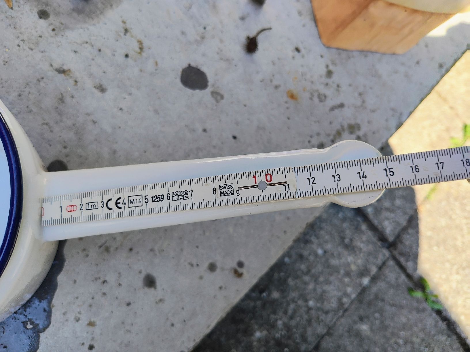 Pentole: Emailletopf, weiss mit blauem Rand  – Usato da Melchnau venduto da Unikat01 6