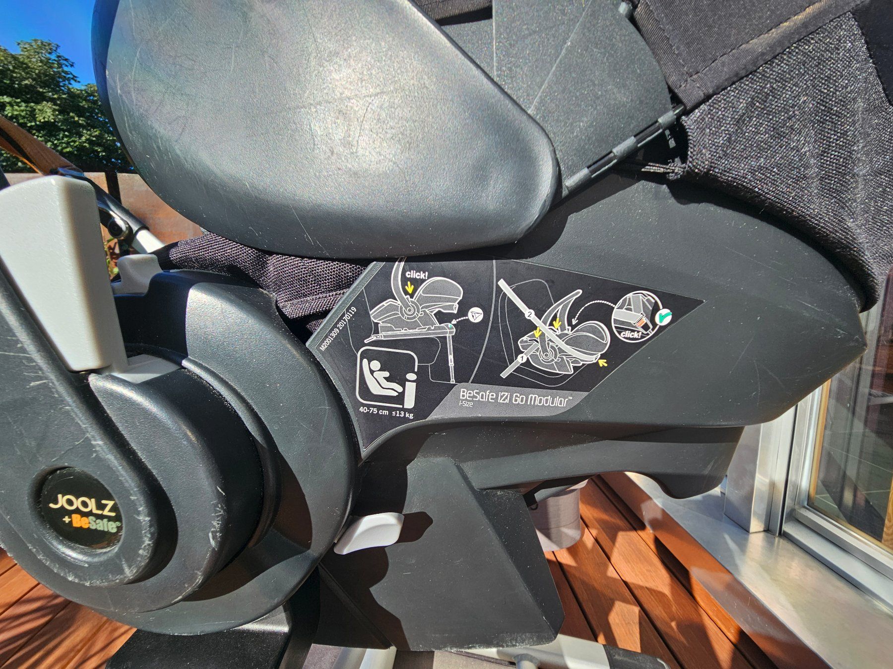 Joolz Seggiolini per auto: Joolz Babyschale mit  Isofix Station – Usato da Au SG venduto da riboflaf 2