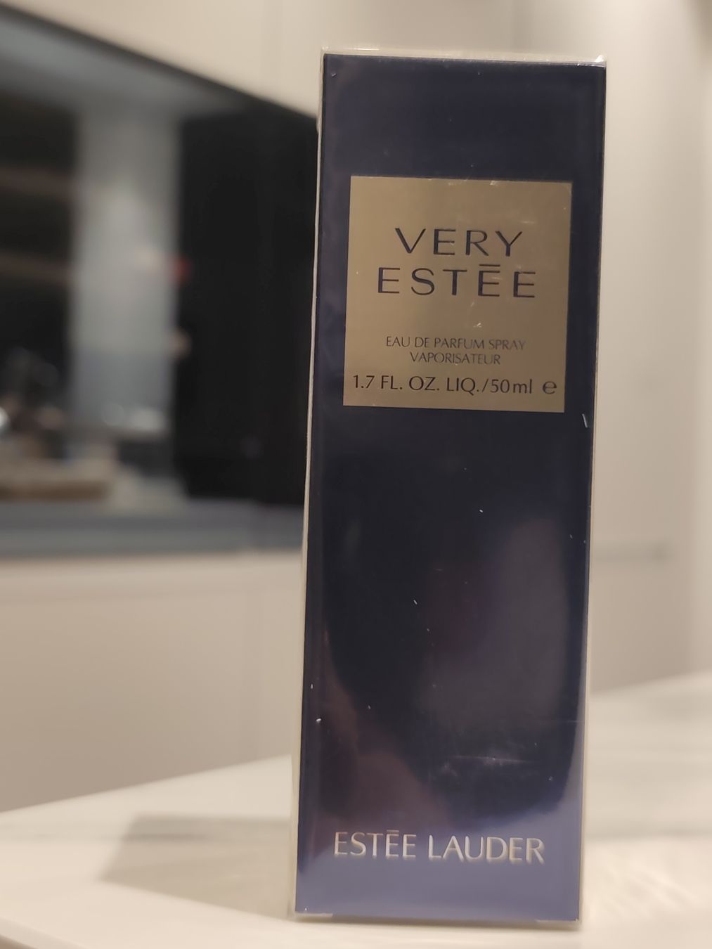 Estée Lauder Parfums & Eau de Toilette: Parfume Estée Lauder Very Estée 50 ml edp – Neuf avec emballage d'origine à Männedorf par Ursik_OnlineShop