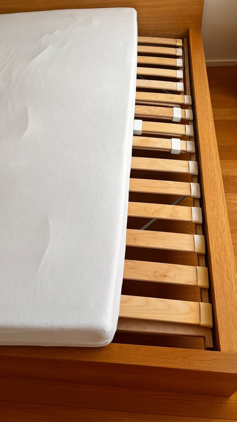 Ikea Betten: Malm Ikea Bett Eiche mit Elsa Matratze – Gebraucht aus Holziken von Bibli05 2