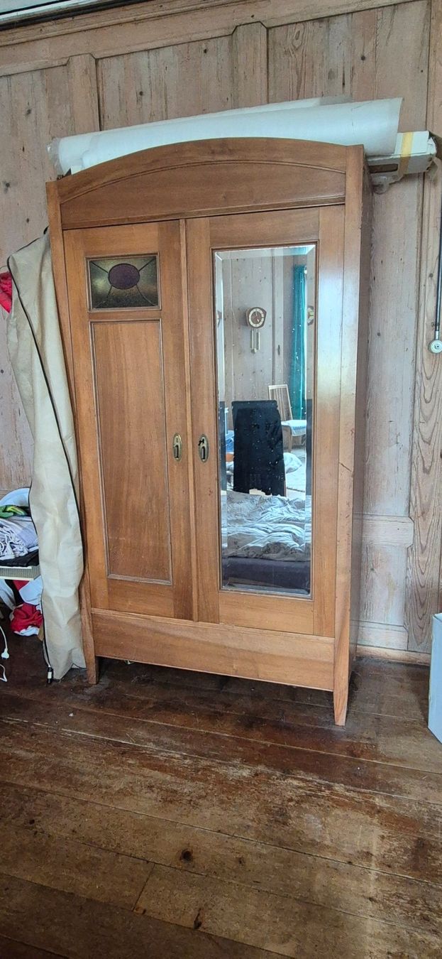 Armoires: Holzschrank – D'occasion à Belp par Freca
