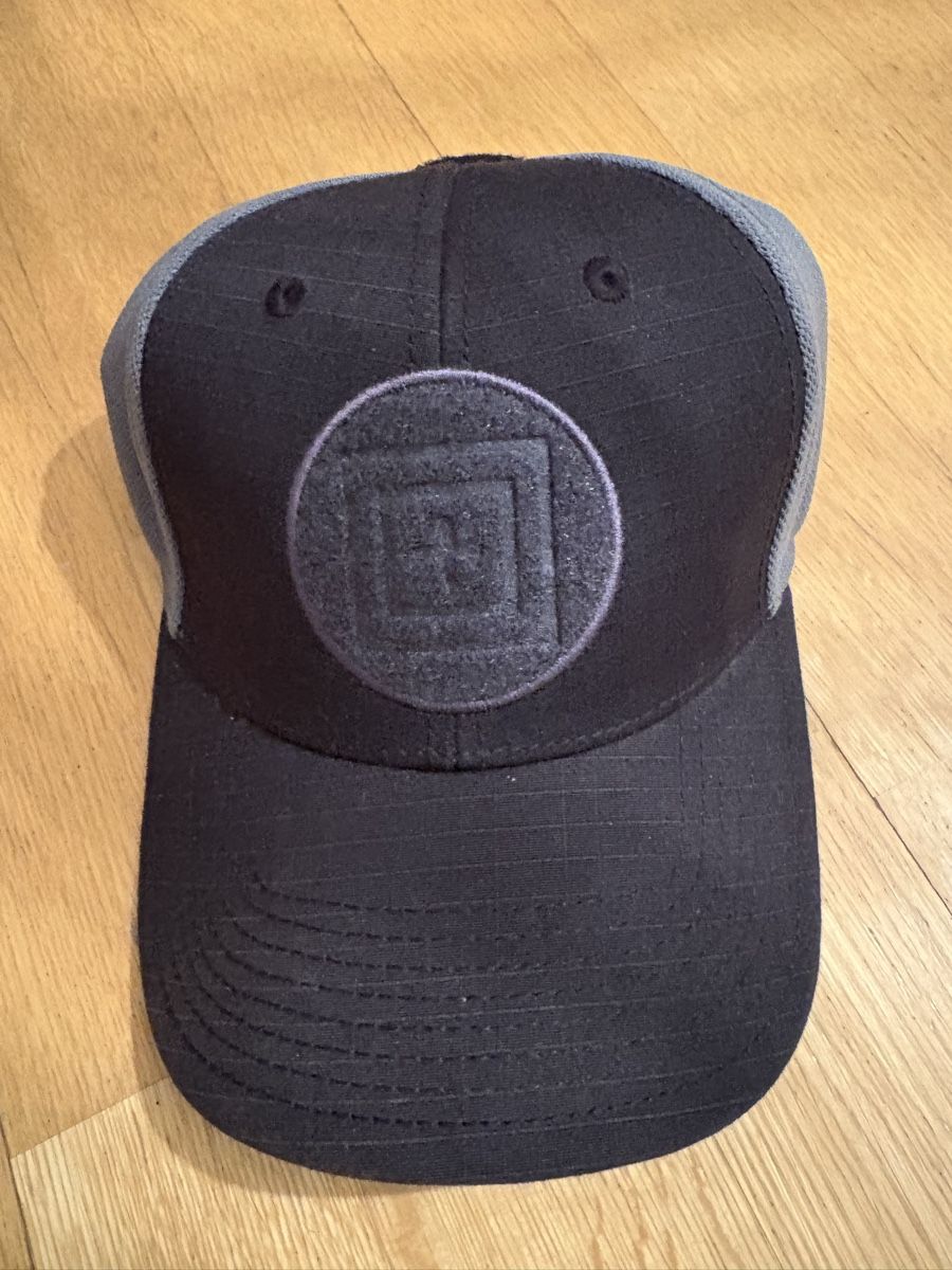 Copricapi, berretti & cappellini: 5.11 Cap – Usato da Münchenbuchsee venduto da goose87