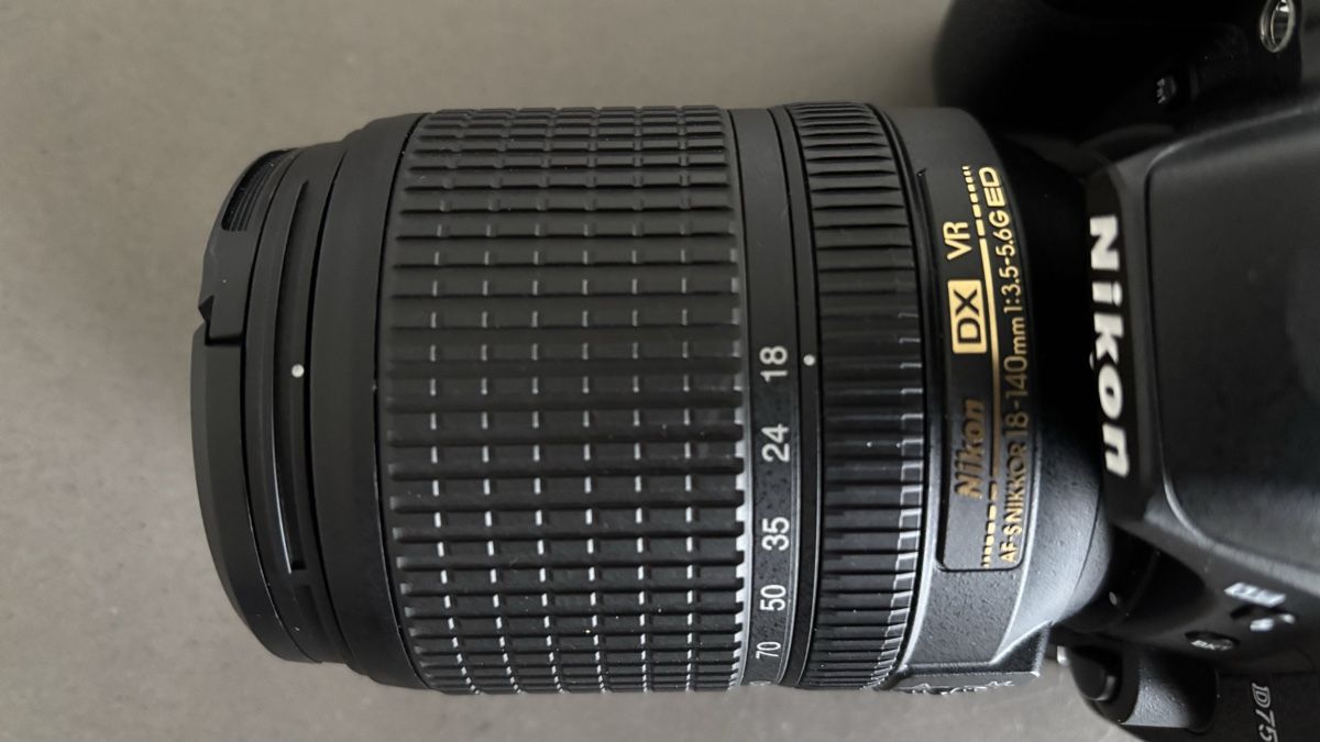 Nikon Fotocamera: Nikon D7500 Kit – Usato da Hausen am Albis venduto da Msc6 2