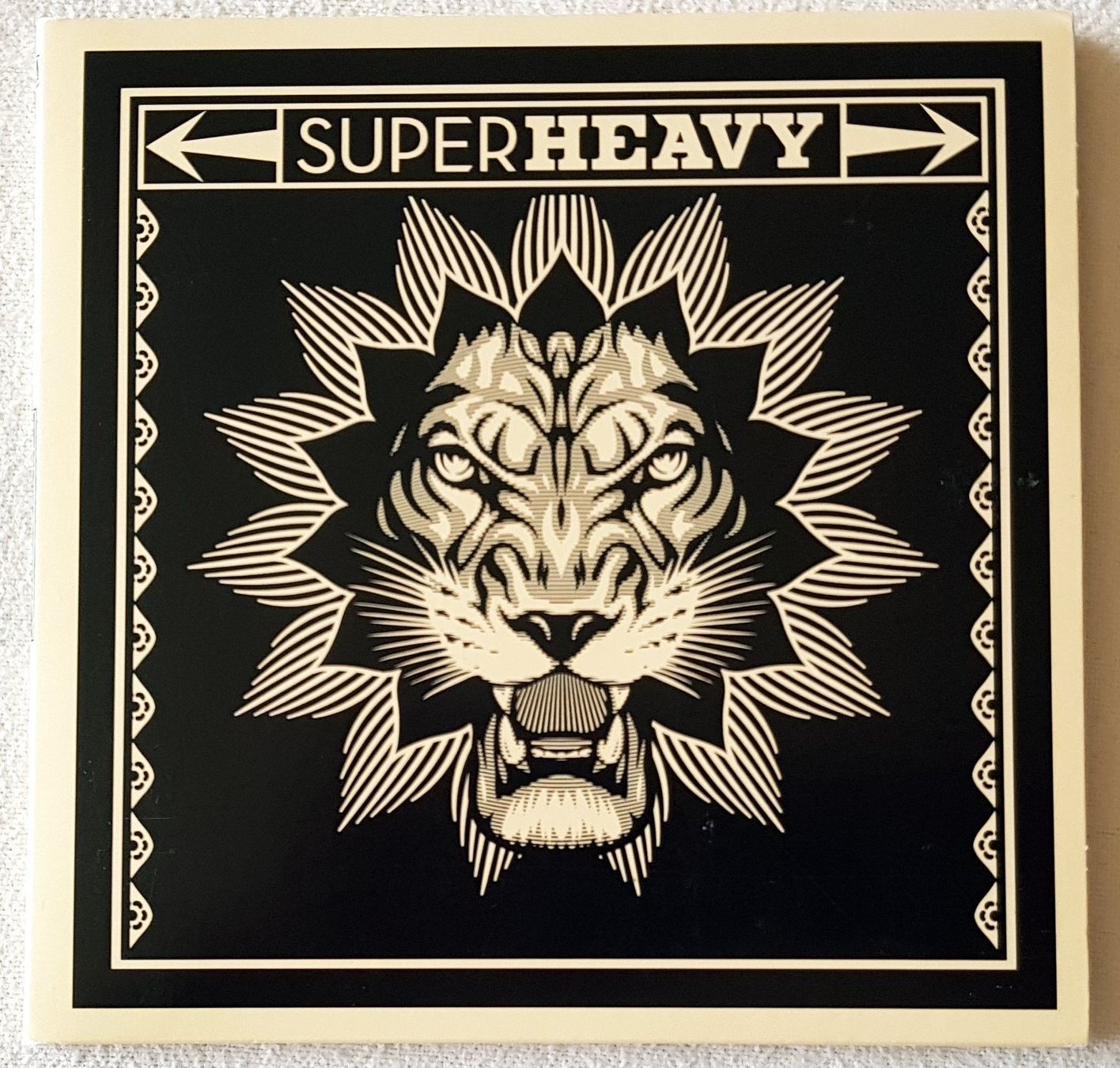 CD: SuperHeavy - SuperHeavy - 2011 - Digipak - Deluxe Version – Usato da Uster venduto da Zardodel 1