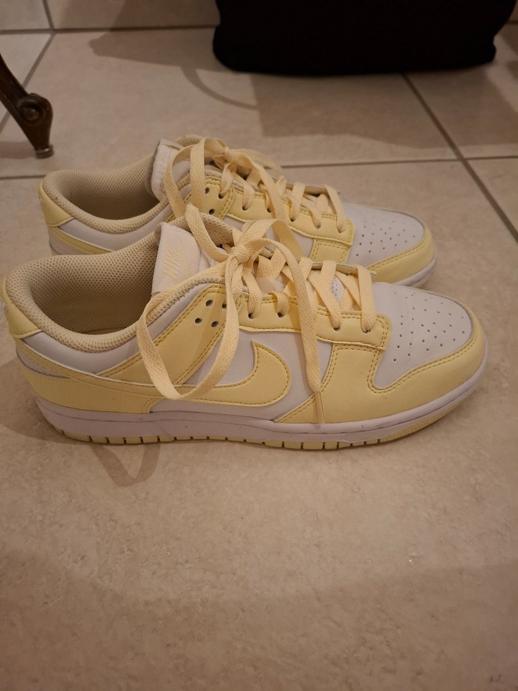 Nike Chaussures hommes: Nike dunk low – D'occasion à Bassersdorf par sil_5zkr