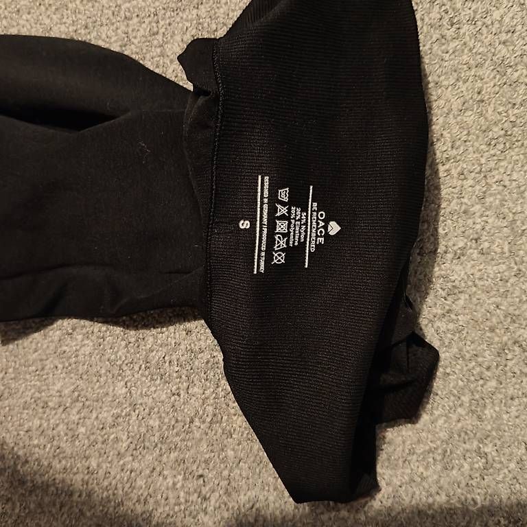 Leggings: OACE Sporthosen, schwarz, lang, Grösse S – Gebraucht aus Wollerau von ste_j59b 1