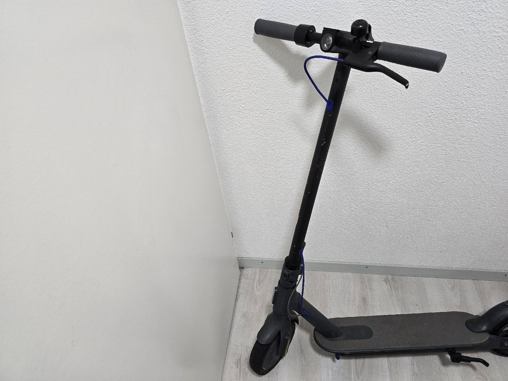 Scooters: E Scoutter günstig zu verkaufen – Gebraucht aus Stansstad von raser0rico 1