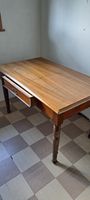 Massiver Holztisch/Schreibtisch mit Schublade – Vintage Stil