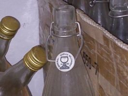 1 Alte Meltinger Mineralwasser Flasche mit Bügelverschluss!