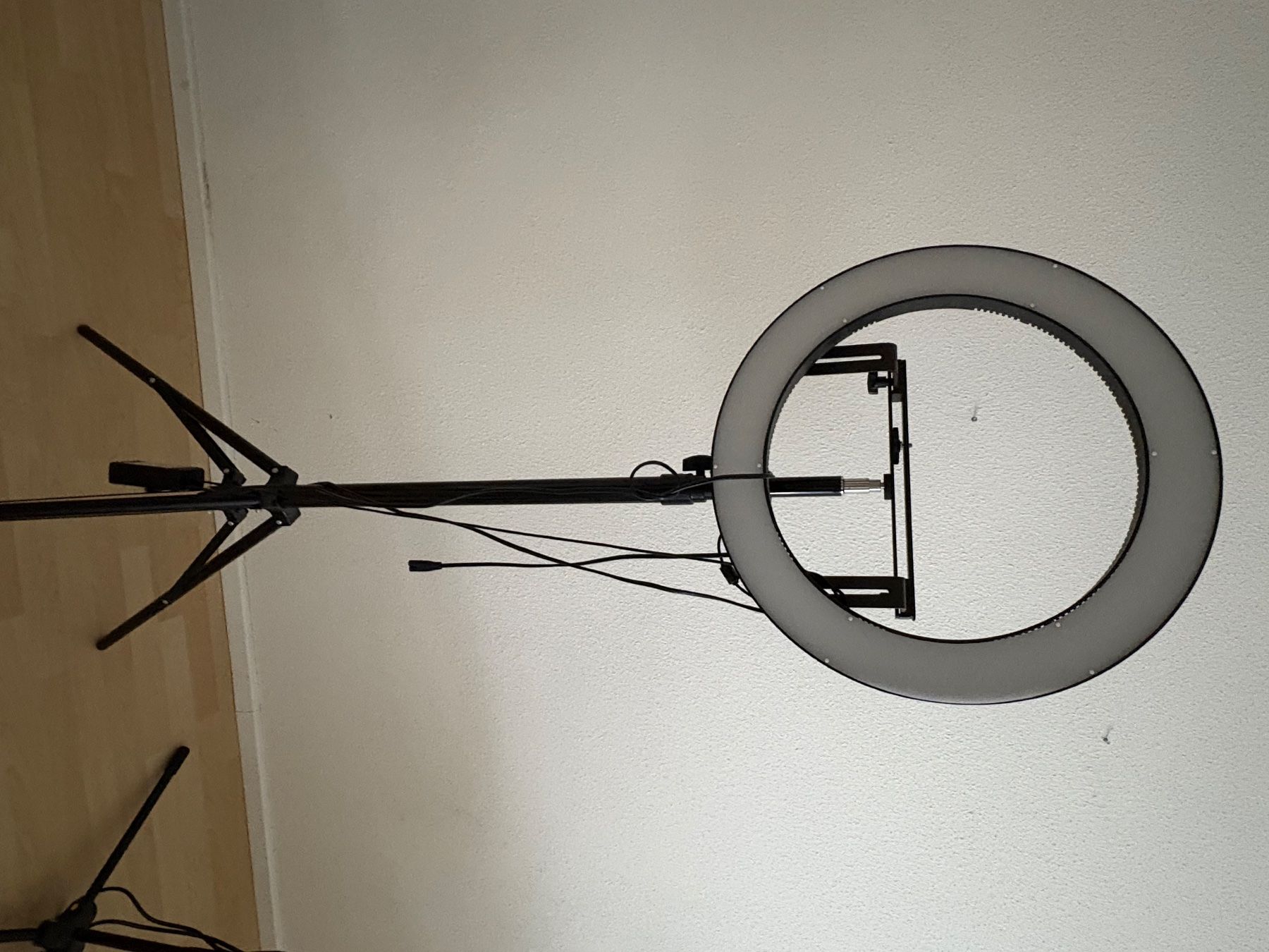 Lampen: Walimex pro LED Profi Ringlicht Set – Gebraucht aus Luzern von ves_yg8z