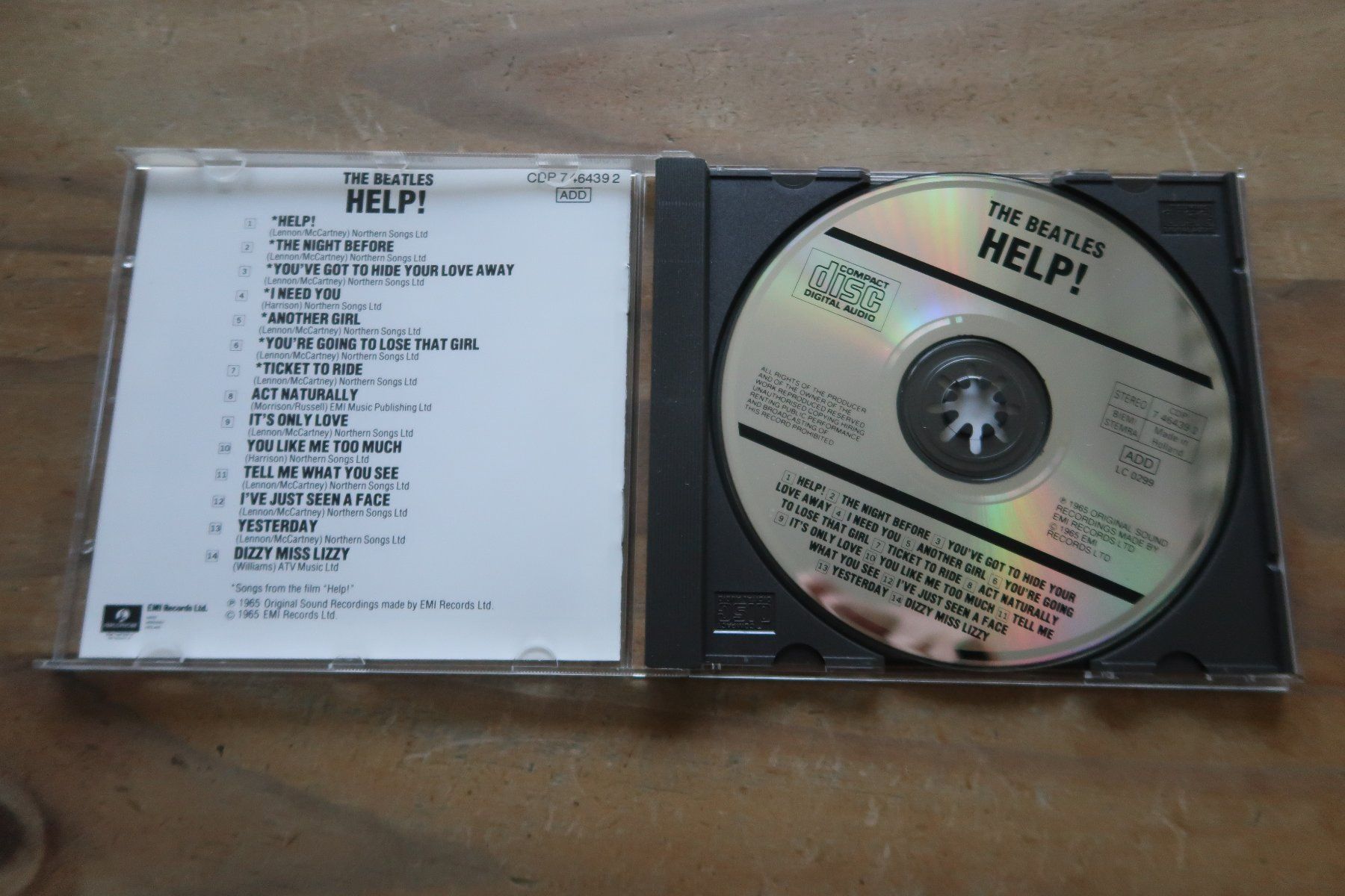 CD: THE BEATLES - HELP!  - CD – Usato da Basel venduto da Patiscat 3
