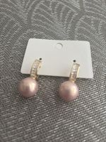 Elegante Ohrringe mit Rosa Perle - Goldfarben, Neu!