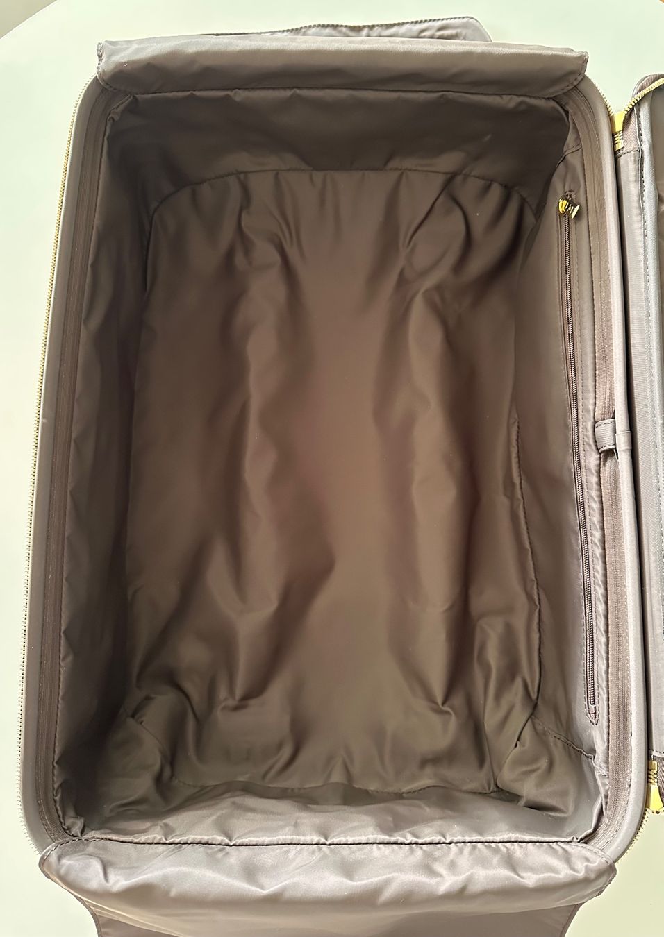Louis Vuitton Valigie: Luis Vuitton Trolley Koffer, wie neu – Nuovo (secondo la descrizione) da Küsnacht ZH venduto da Harobed18 2