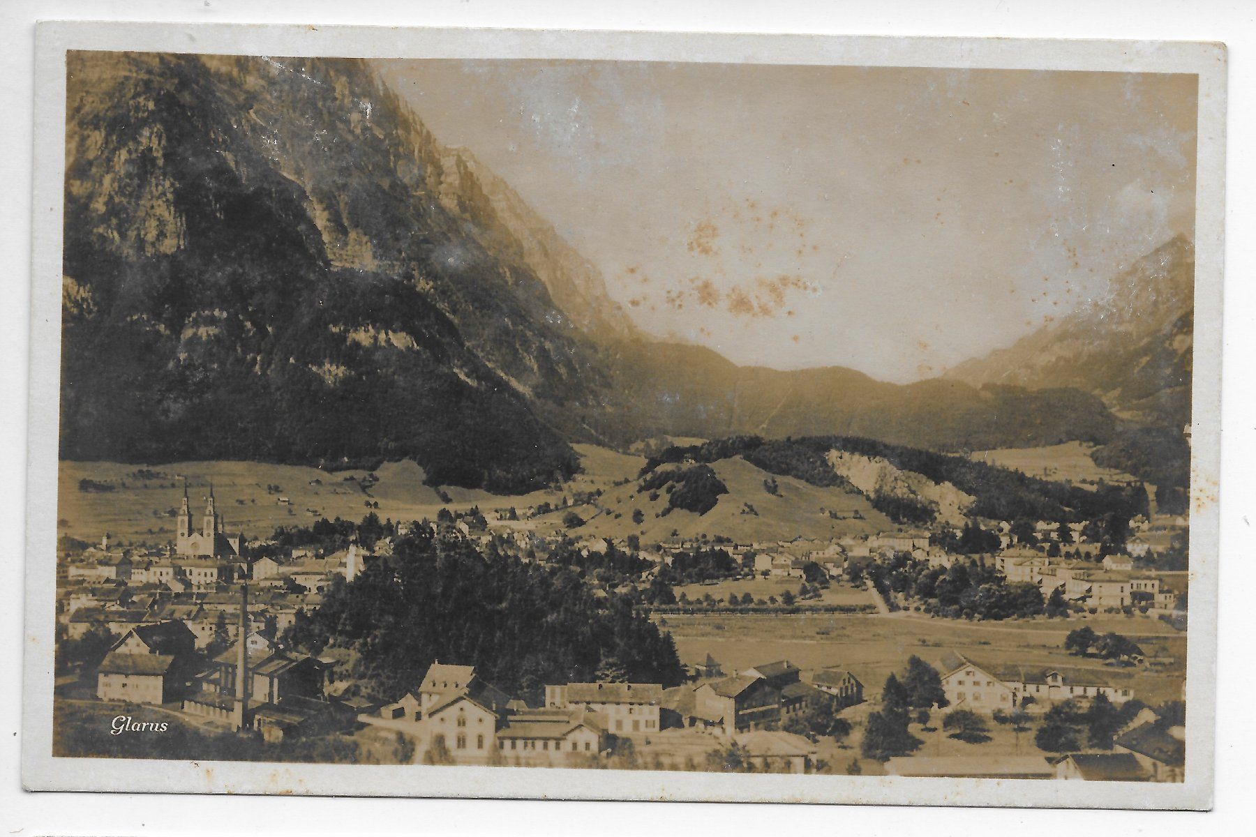 Cartoline postali: Ansicht von Glarus – Usato da Hefenhofen venduto da Richsalz