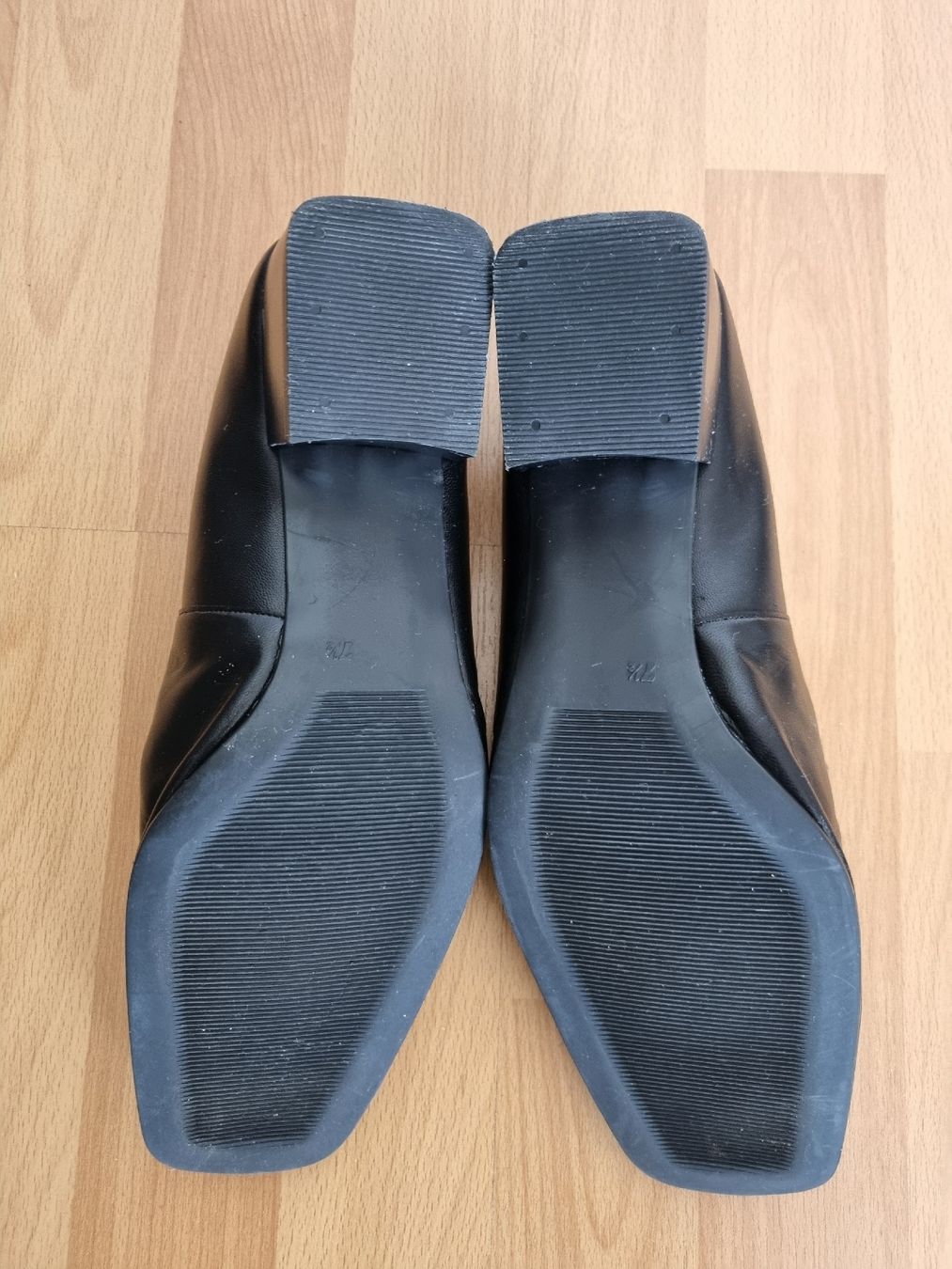 Damenschuhe: Schwarze ARA Pumps, Gr 40,5 – Gebraucht aus Laupen BE von Bombers 1