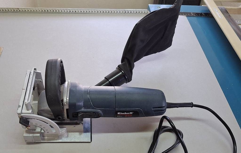 Einhell Tutte le macchine: Einhell BDJ 850 Flachdübelfräse Nutfräse im Koffer – Usato da Rüti ZH venduto da Liliane_market 5