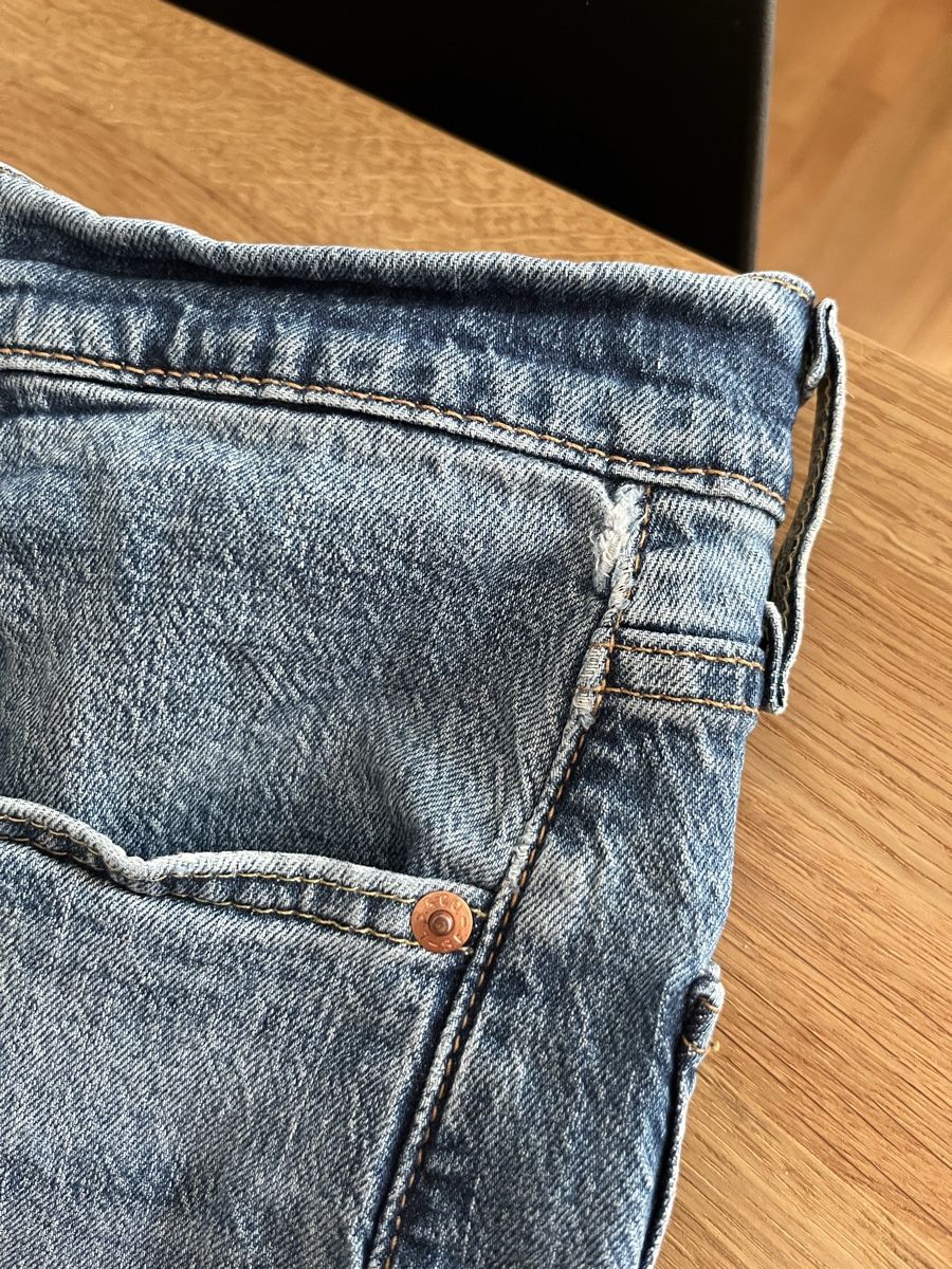 Levi's Jeans: Levis Jeans grau – Usato da Volketswil venduto da asc_yp5h 4