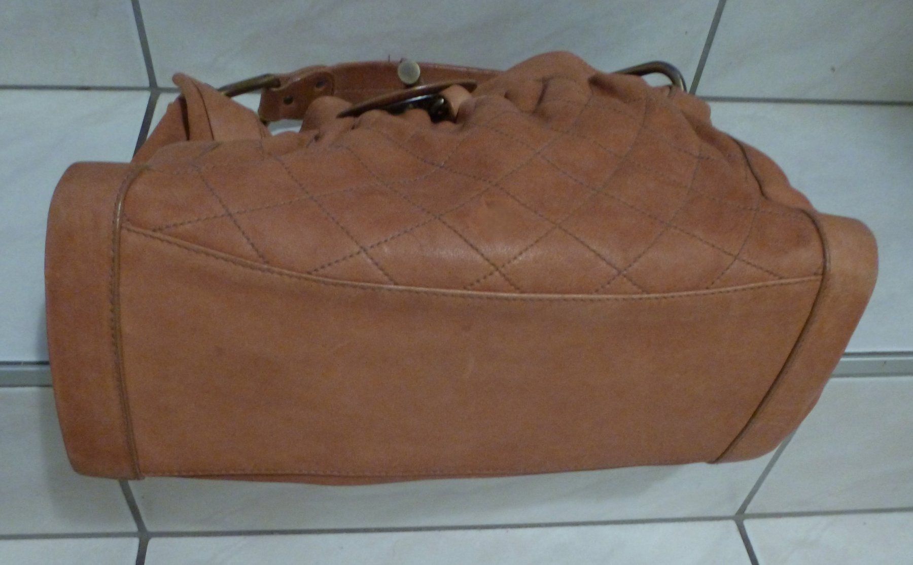 Borse da donna: BALLY TASCHE ORIGINAL – Usato da Läufelfingen venduto da Kamari 3