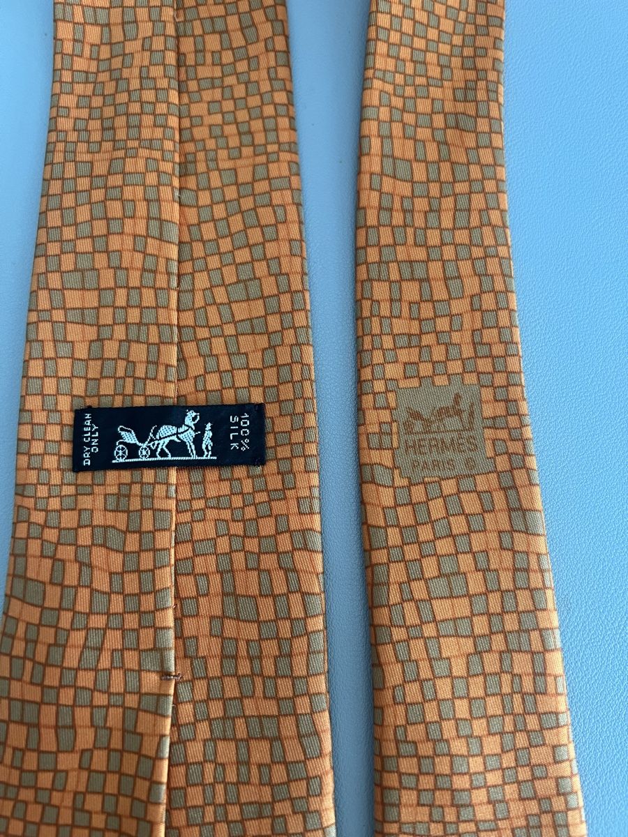 Hermès Krawatten: Krawatte Hermes – Gebraucht aus Pfäffikon SZ von pdroth 2