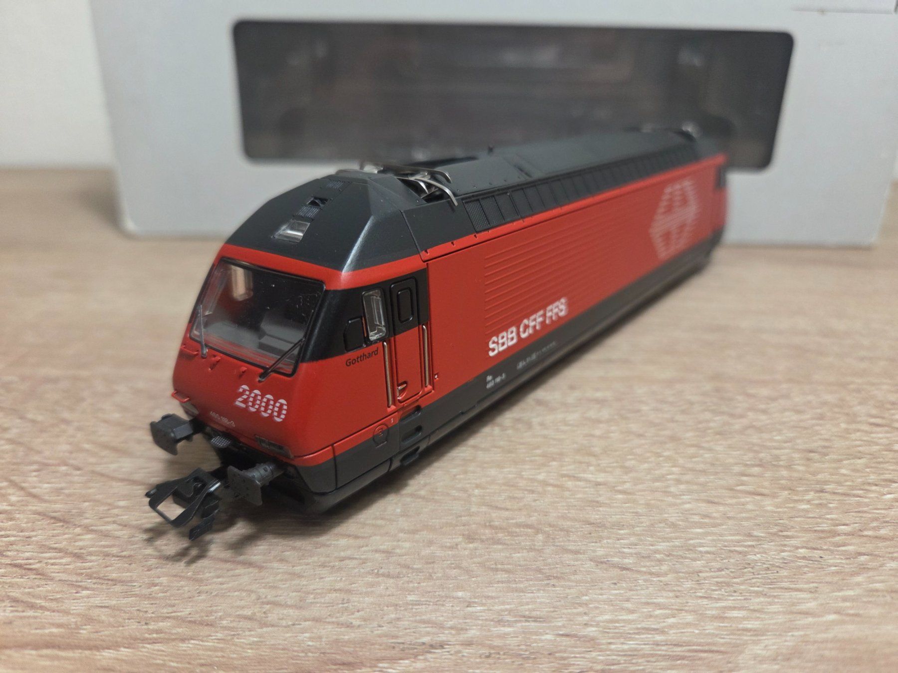 Märklin Modelleisenbahnen: Märklin 37460 E-Lok Serie 460 SBB Digital H0 – Gebraucht aus St-Aubin-Sauges von Lo_Go 2