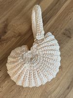 Handgemachte gehäkelte Muscheltasche