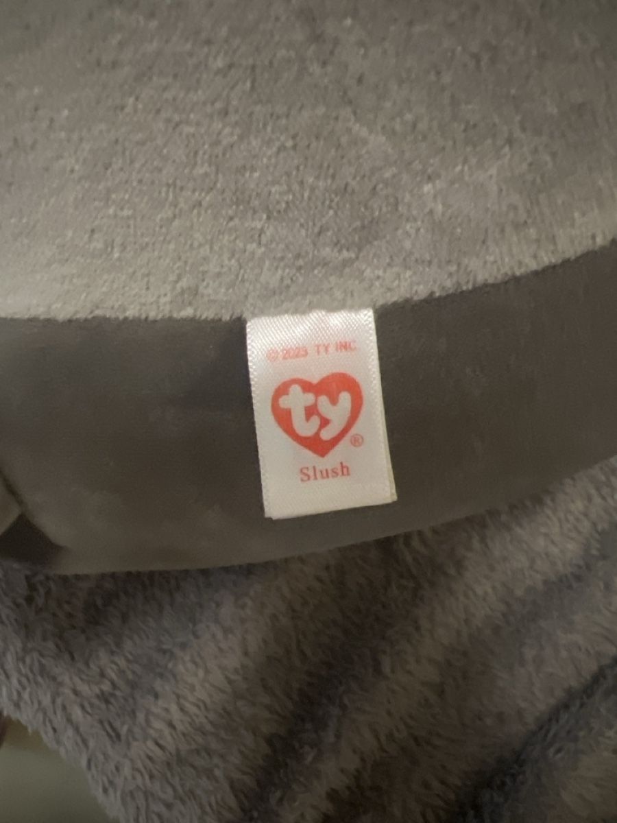 Squishmallows Spielzeuge: Squishmallows Plüschtier  – Gebraucht aus Laufen von Nachlasverkauf 2