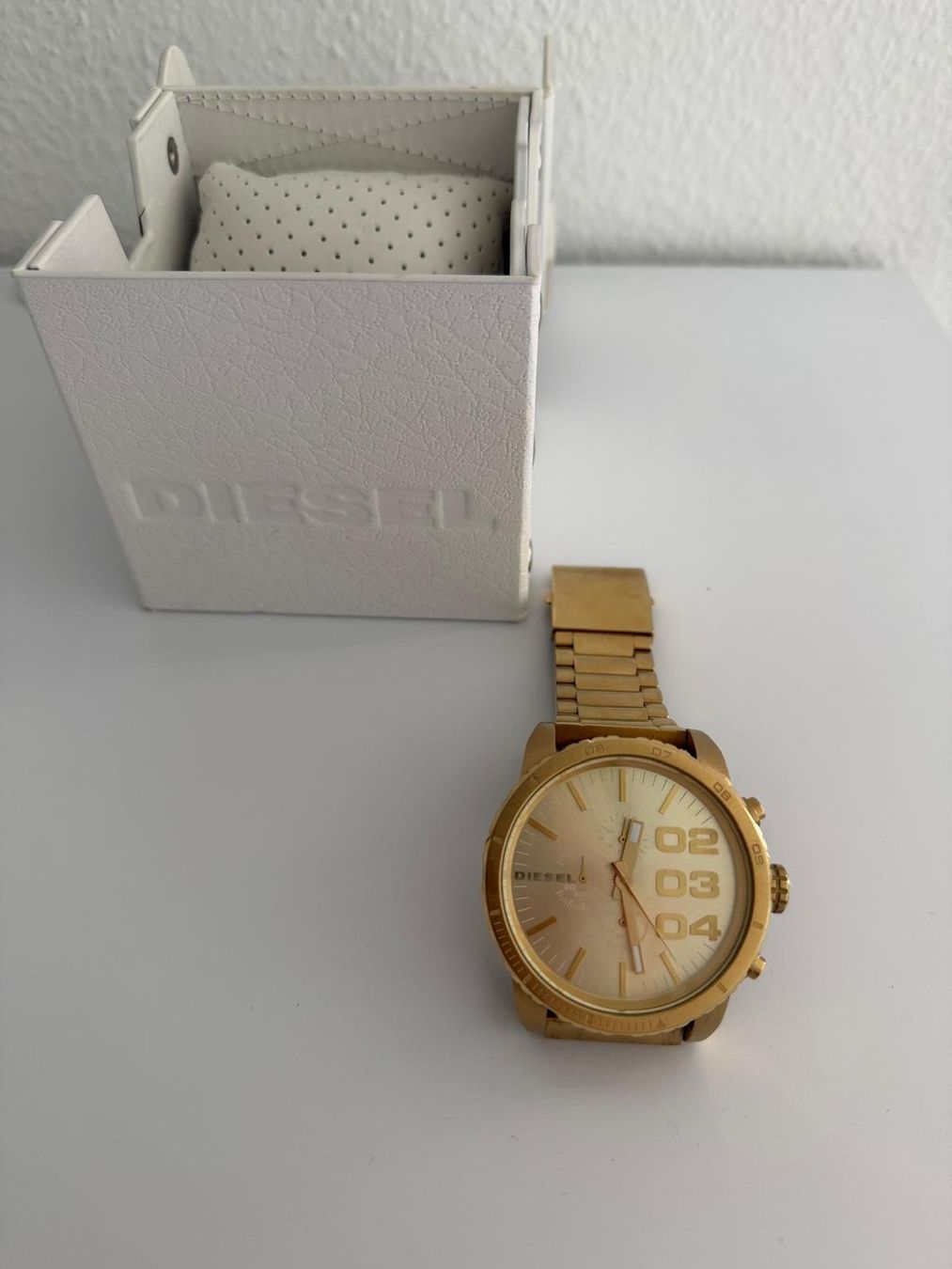 Diesel Armbänder & -reifen: Diesel Herrenuhr Gold – Gebraucht aus Zürich von oezkan57 1