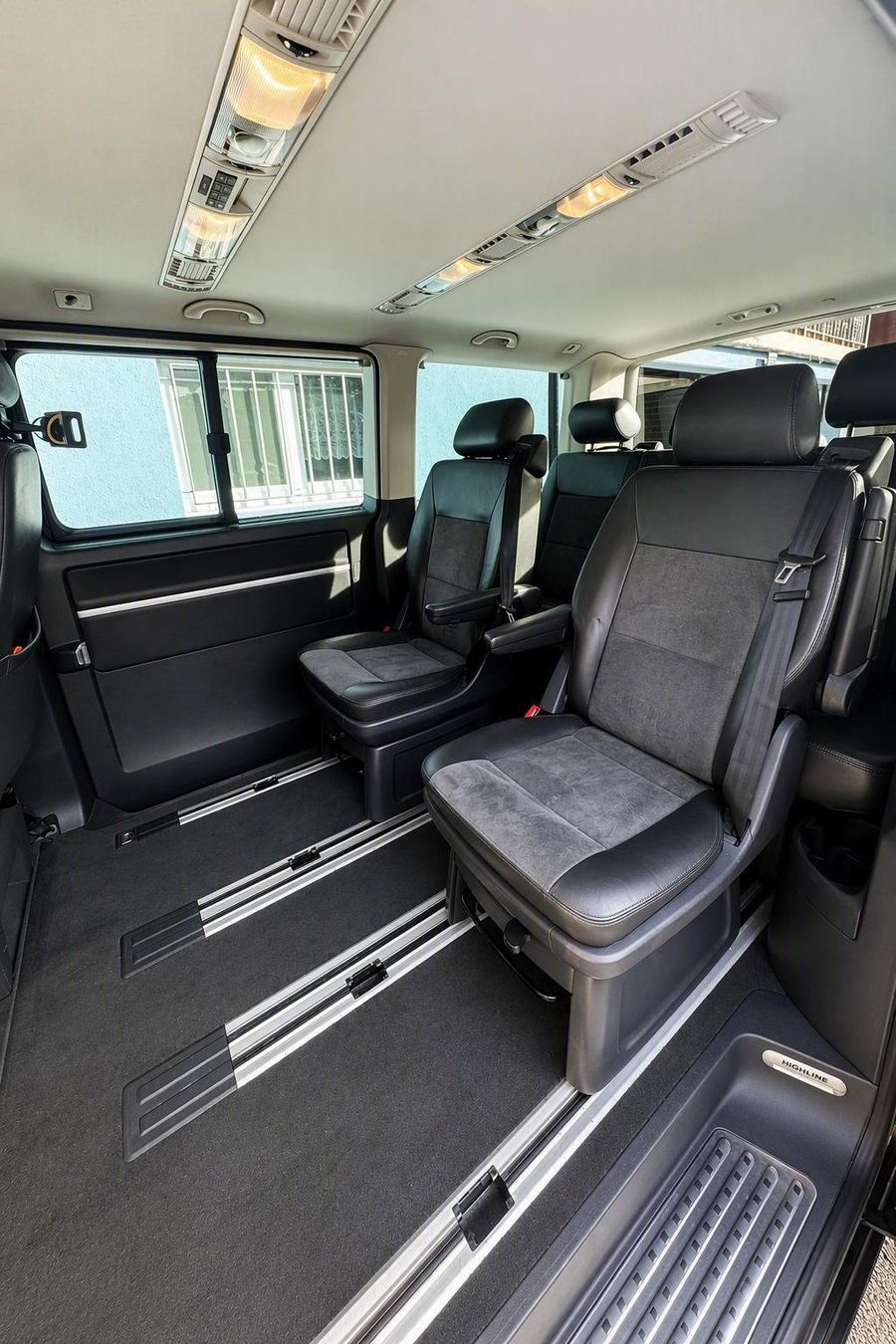 VW Automobili: VW T5 Multivan D 4M EMT, mit Camping Einrichtung – Usato da Bürglen UR venduto da ArturoS 5