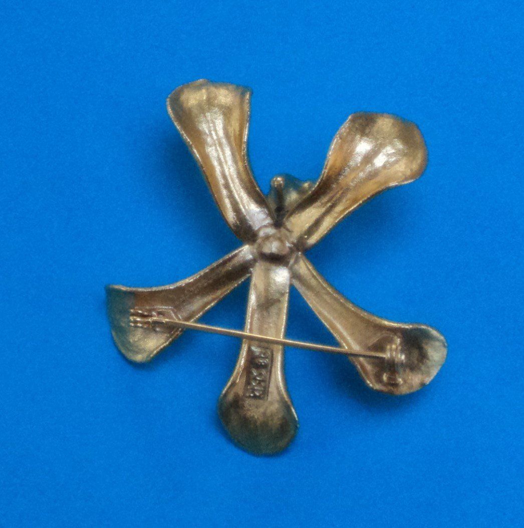 Broches & Aiguilles: goldfarbene Brosche (Orchidee), vintage – D'occasion à Sachseln par bru_pj82 2