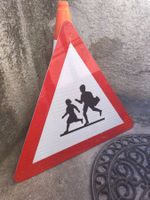 Mobiles Verkehrsschild Kinder Achtung Schule Warnschild 85cm