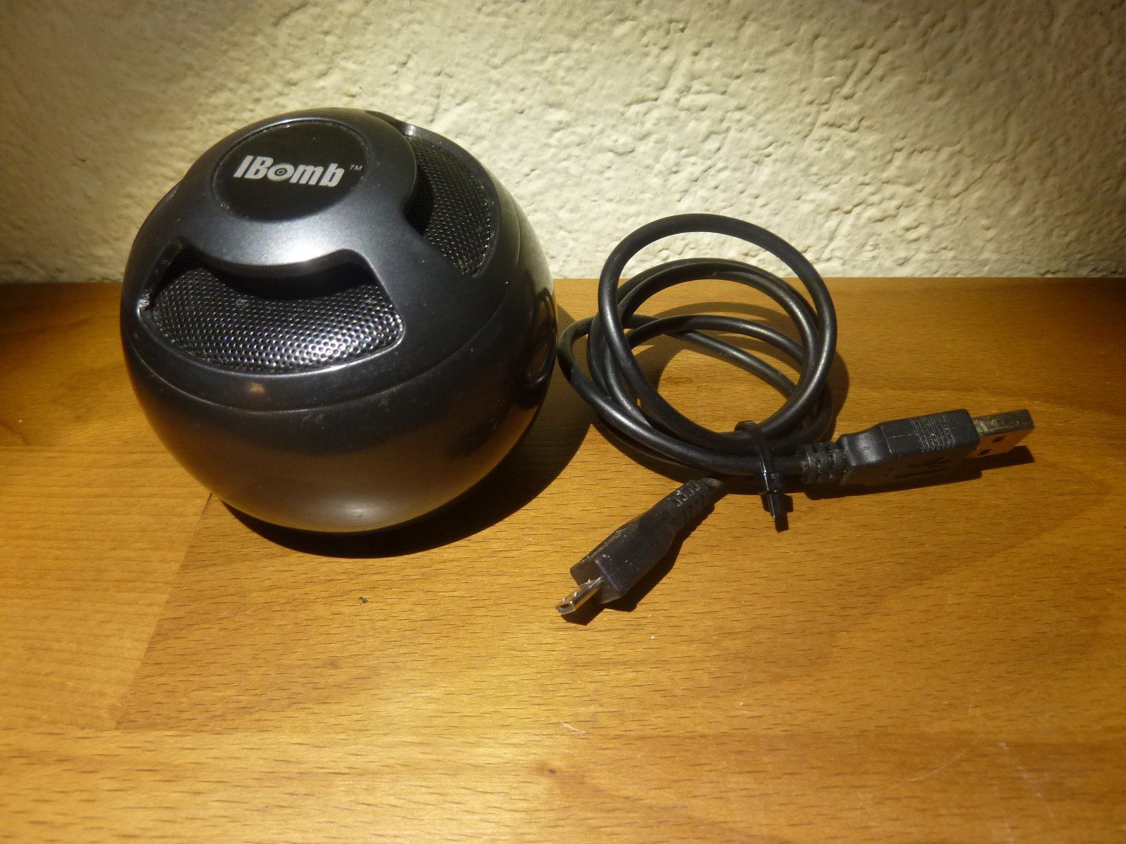 Lautsprecher: IBomb Thunder Ball EX800 Bluetooth Speaker (Black) – Gebraucht aus Hochfelden von swissice 3