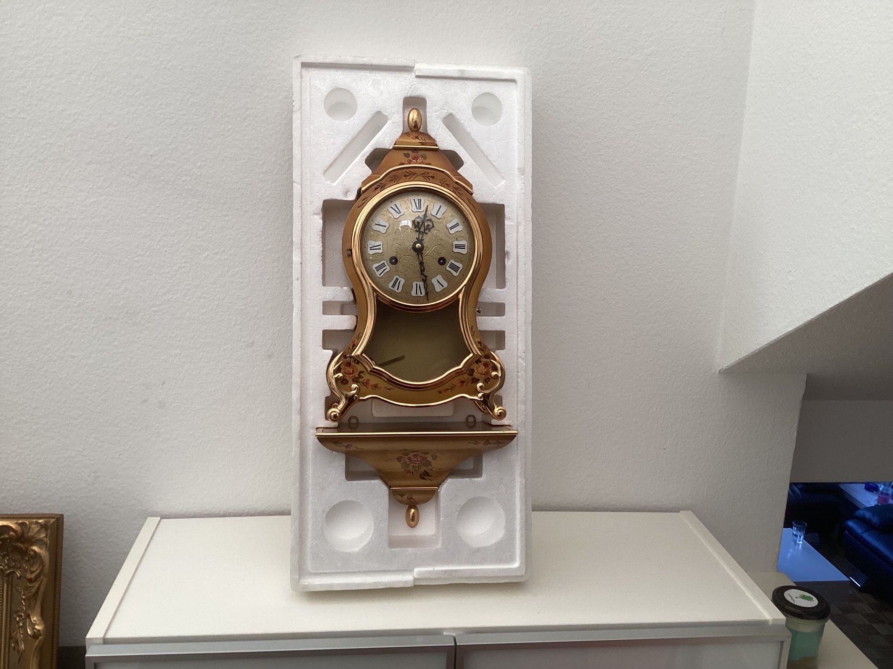 Orologi da terra & Orologi da parete: Neuenburger Pendule mit Sockel – Usato da Emmenbrücke venduto da Spasmo 1