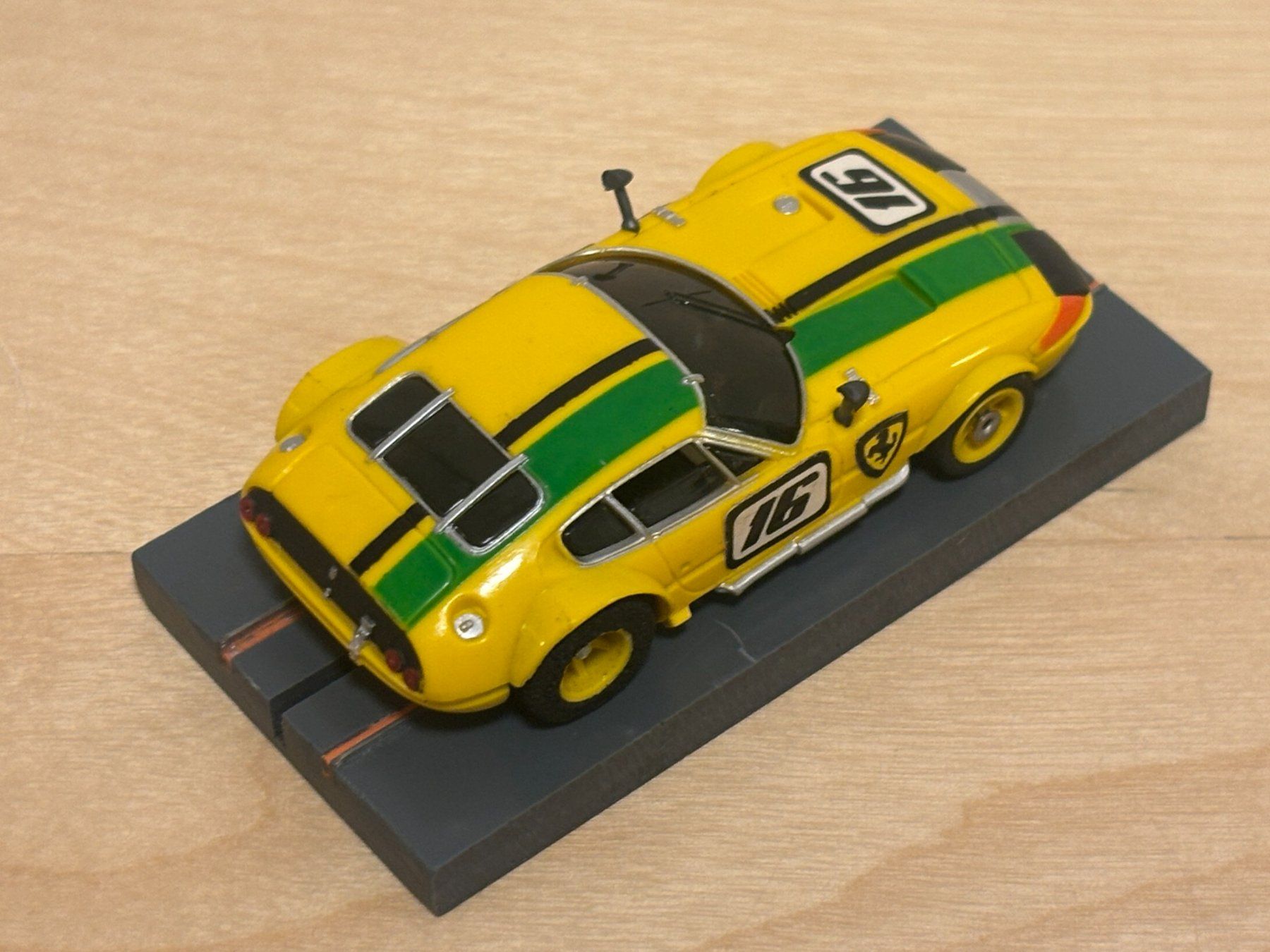 Faller Piste: Faller/Aurora AFX G+Plus Ferrari Daytona Coupé mit Box – Nuovo (secondo la descrizione) da Bülach venduto da h0slotch 4