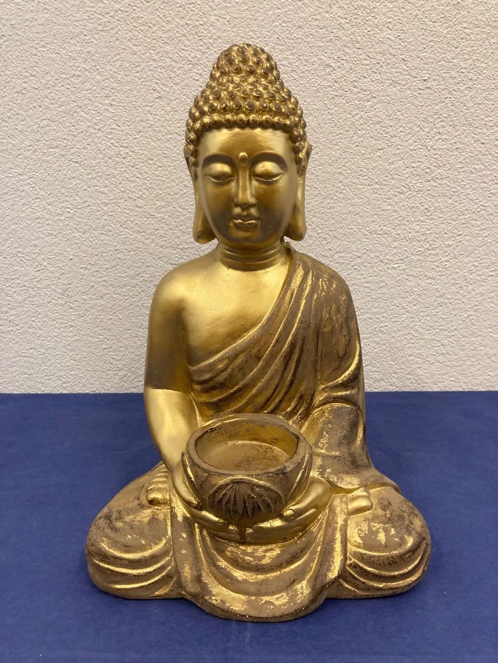 Statuette: Buddha mit Schale aus Ton/Fiberglas – Nuovo e nell'imballaggio originale da Neuenhof venduto da jorogo 1