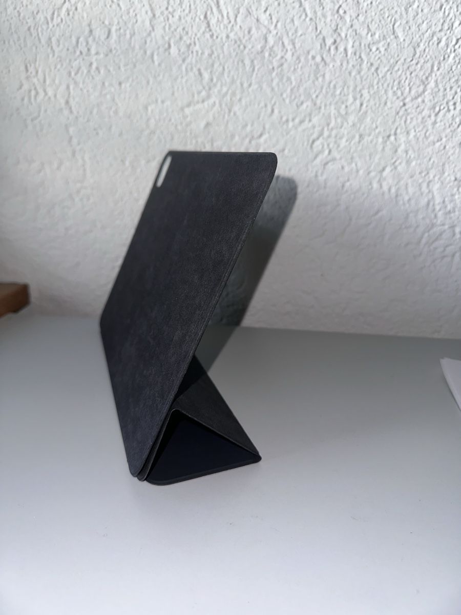Apple Covers & Borse: Apple ipad pro hülle / case – Nuovo (secondo la descrizione) da Ittigen venduto da Top-Markenartikel 1