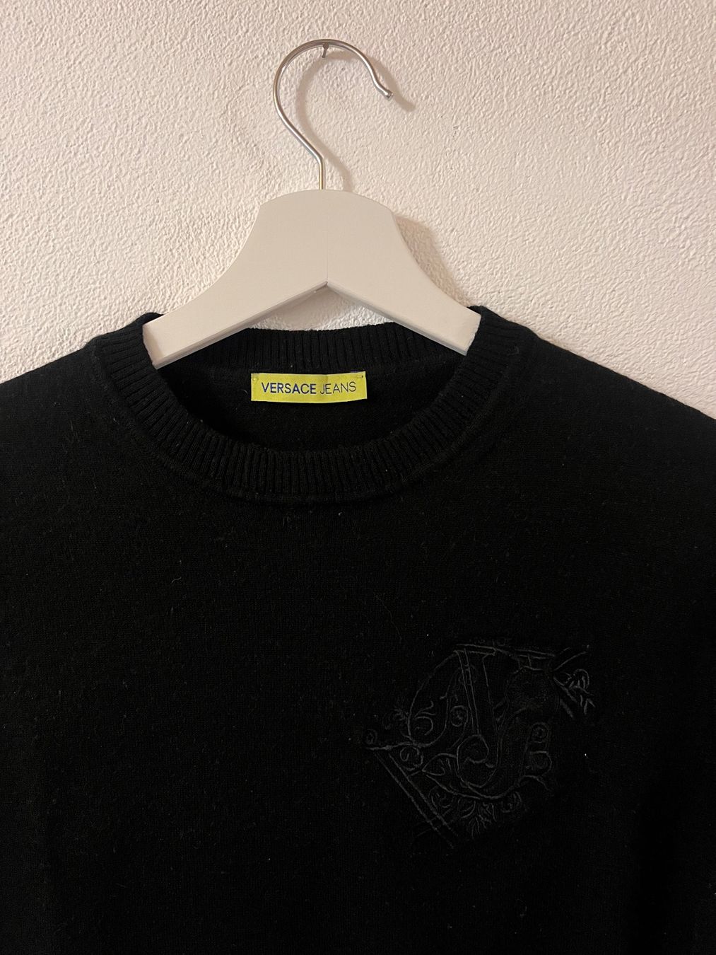 Versace Maglioni & Felpe: Pullover schwarz - Versace Jeans – Usato da Chur venduto da larah97 1