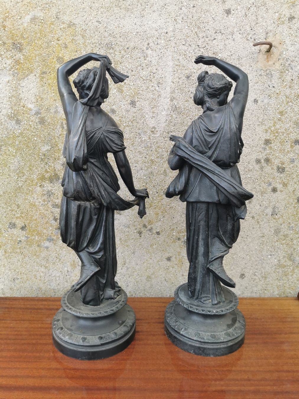 Sculture & Statue: paire de statues anciennes – Usato da Vésenaz venduto da Angela.C3 2