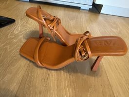 Zara Damen Sommer Schuhe Grösse 38