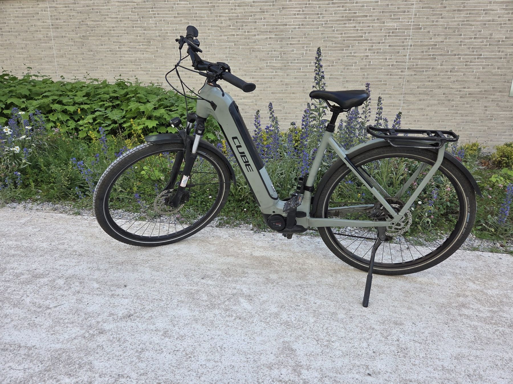 Cube Biciclette: Cube Kathmandu Hybrid one 750 – Usato da Chêne-Bougeries venduto da LeTudor