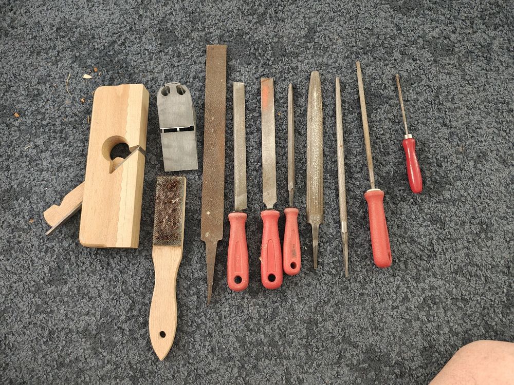 Tous les outils: Div. Feilen und Hobel – D'occasion à Brislach par d.baumgartner.82