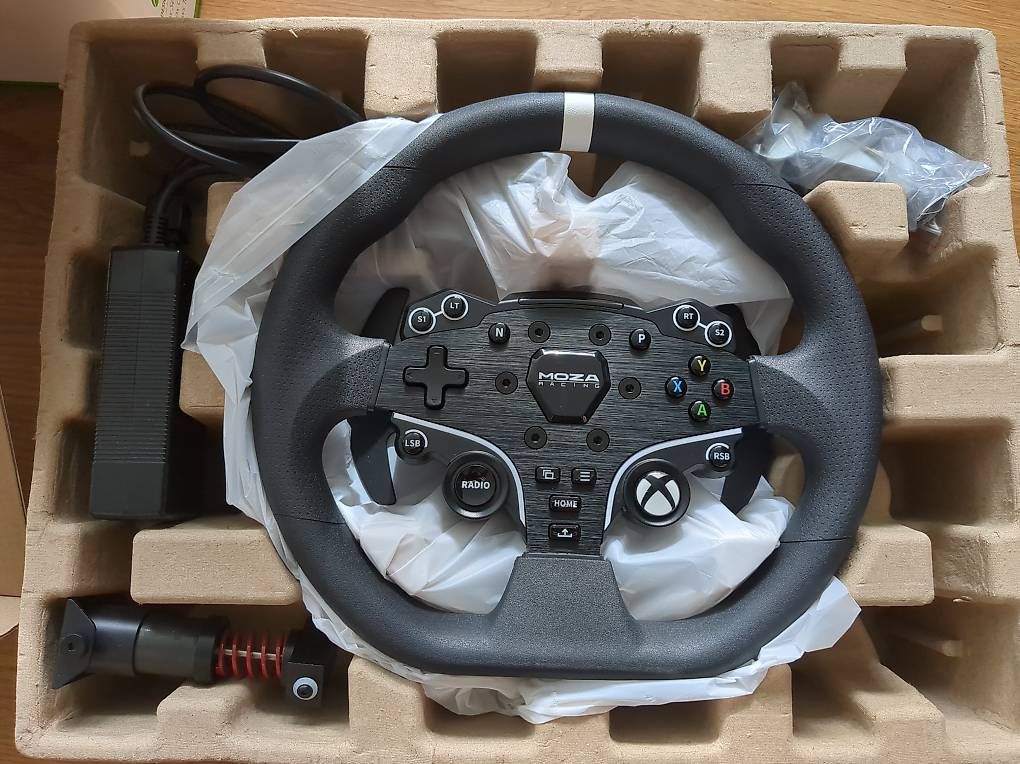 Moza Racing Controller: Moza R3 mit Brake Pedal Mod – Usato da Hochdorf venduto da Andy763 2
