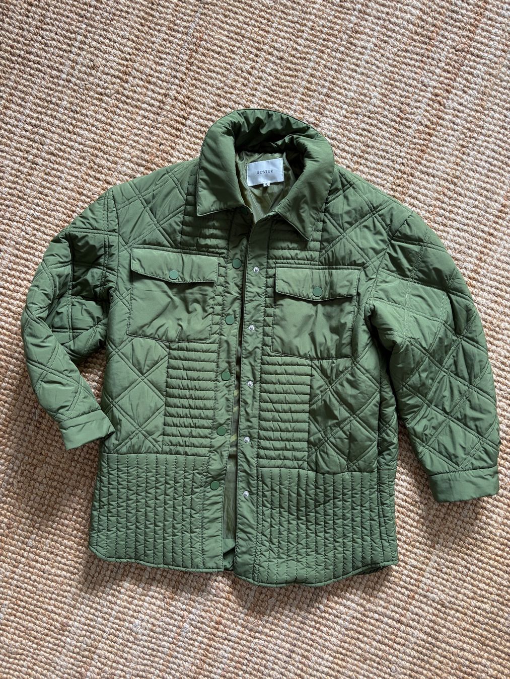 Gestuz Jacken: Steppjacke von Gestuz – Gebraucht aus Zug von Vanillestaernli01
