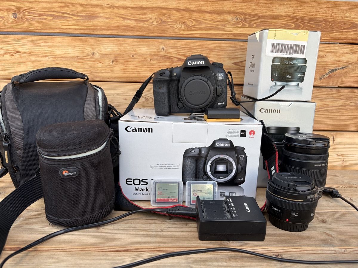 Canon Fotocamera: Canon EOS 7D Mark II Kit mit Objektiven & Tasche und Ovp – Usato da Konolfingen venduto da wie_r6n2