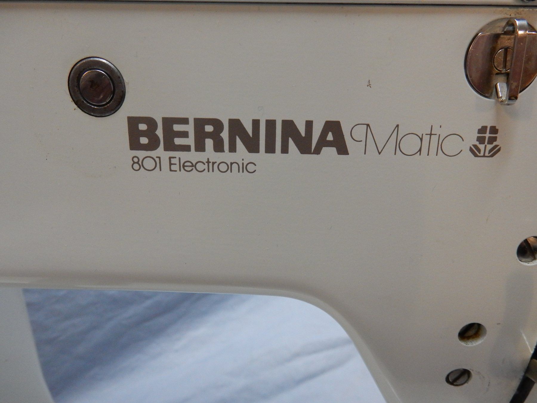 Bernina Macchine da cucire: Bernina 801    Top Neuwertig  25004 – Usato da Watt venduto da Mariposa49 2
