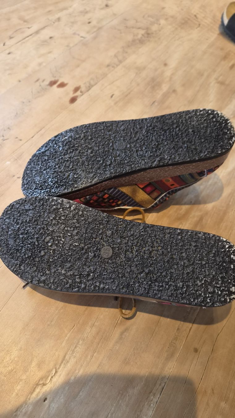 Damenschuhe: Damenschuhe Grösse 36 – Gebraucht aus Aedermannsdorf von _sunflow_ 2