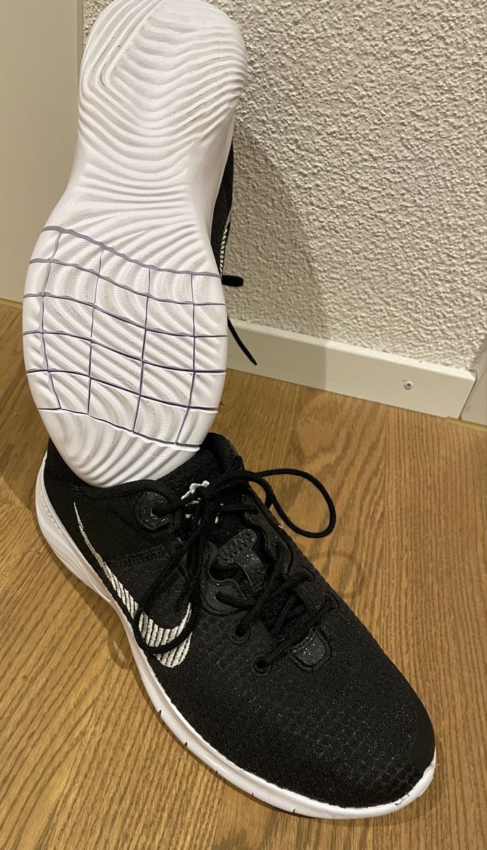 Nike Chaussures hommes: Nike Flex Experience Run 11 Next Nature – Gr. 38.5 – D'occasion à Küssnacht am Rigi par clearancesale 1